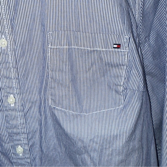 Tommy Hilfiger Blue pinstripe Casual Button Down Shirt Lightweight Cotton XL boy - Picture 2 of 7